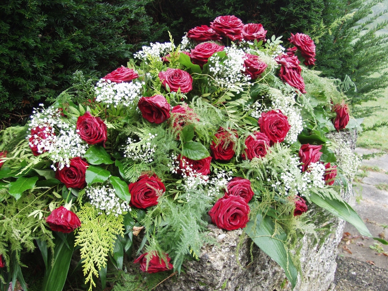 funeraire-TENDE-min_roses-61203